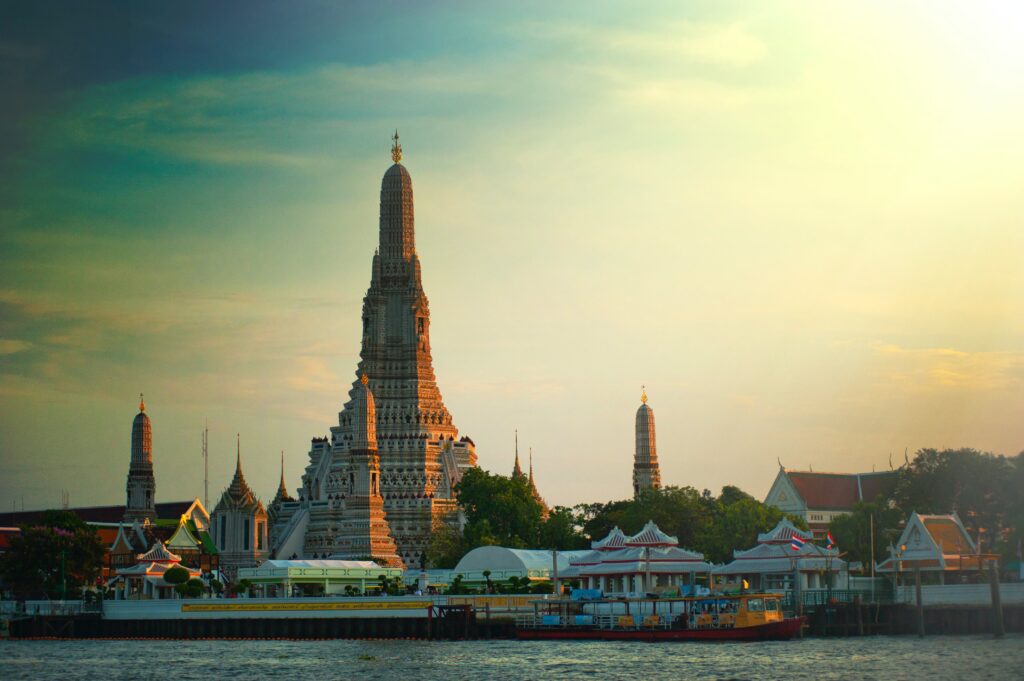 Best eSIM Bangkok. Choose the best eSIM plan for your Bangkok adventure 2 pexels oleksandr p 1031659